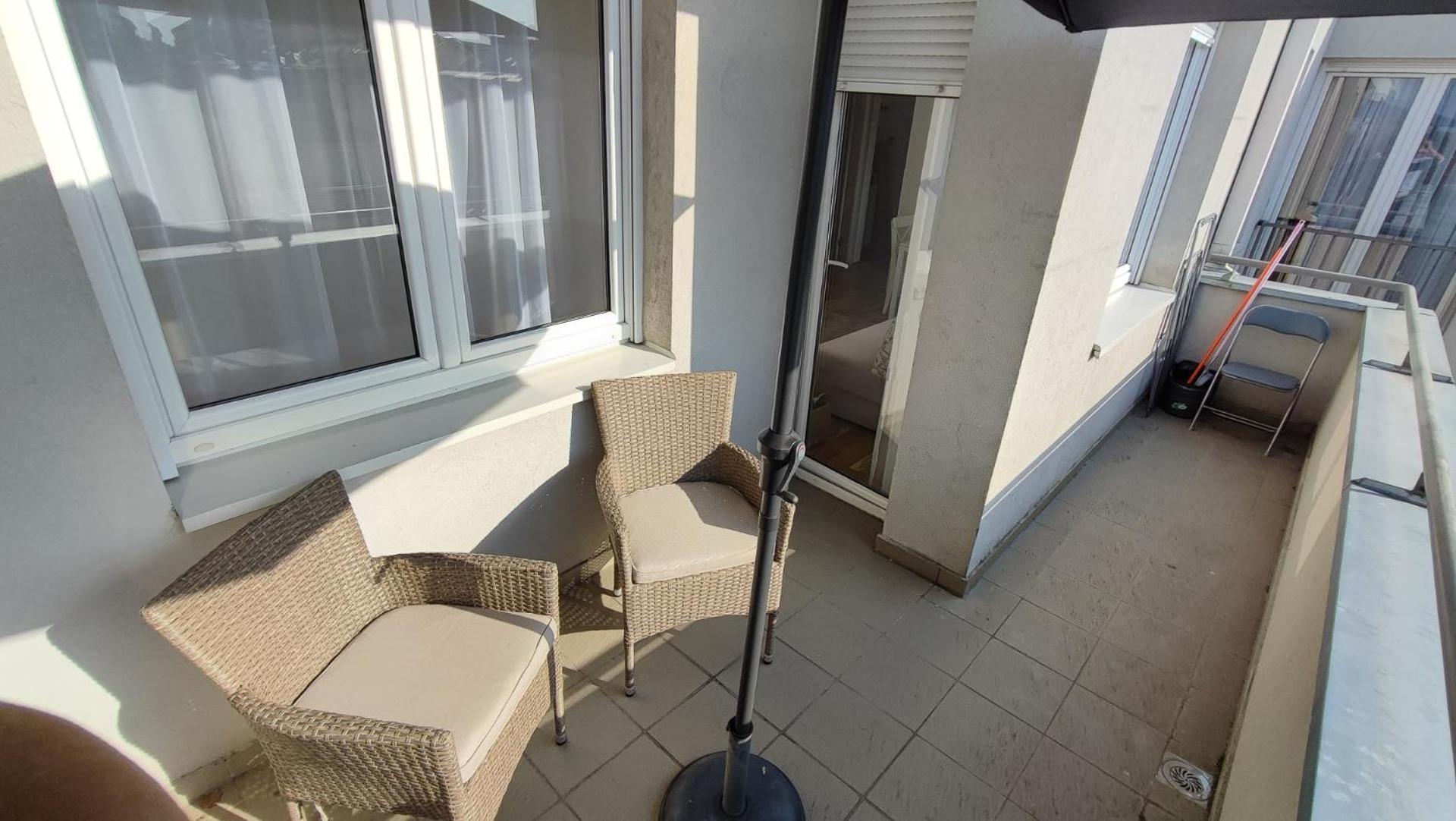 Filinhome Papa 6 Novi Sad
